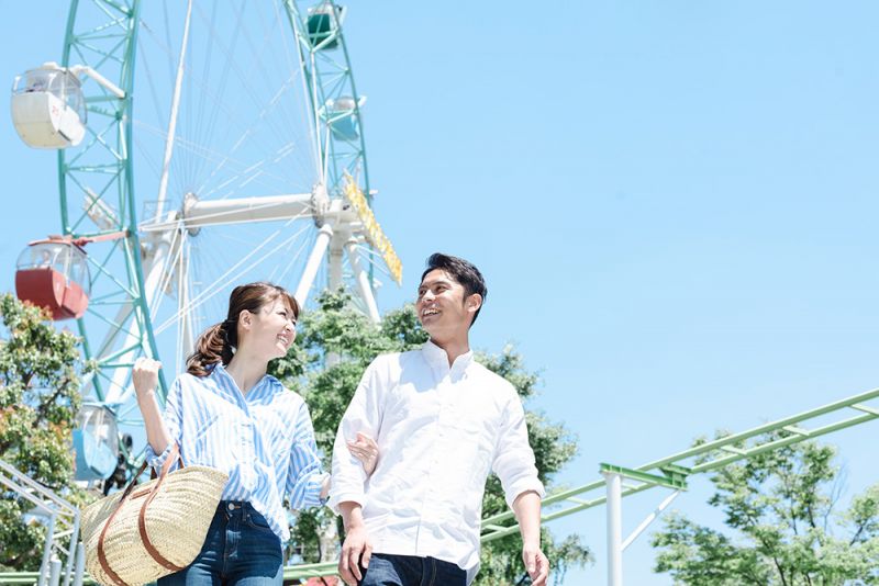 hẹn hò Valentine tại công viên giải trí